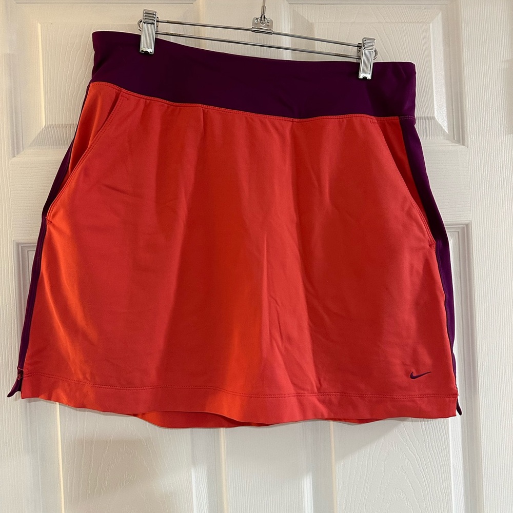 Nike Golf Dri-FIT Skirt with built-in shorts - Purple and orange